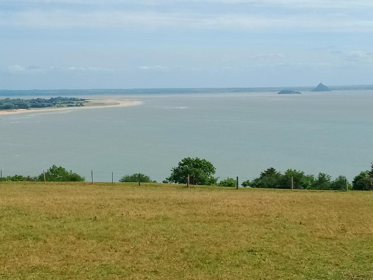 Gite Les Trefles Proche De La Plage En Baie Du Mont St Michel Карол Екстериор снимка